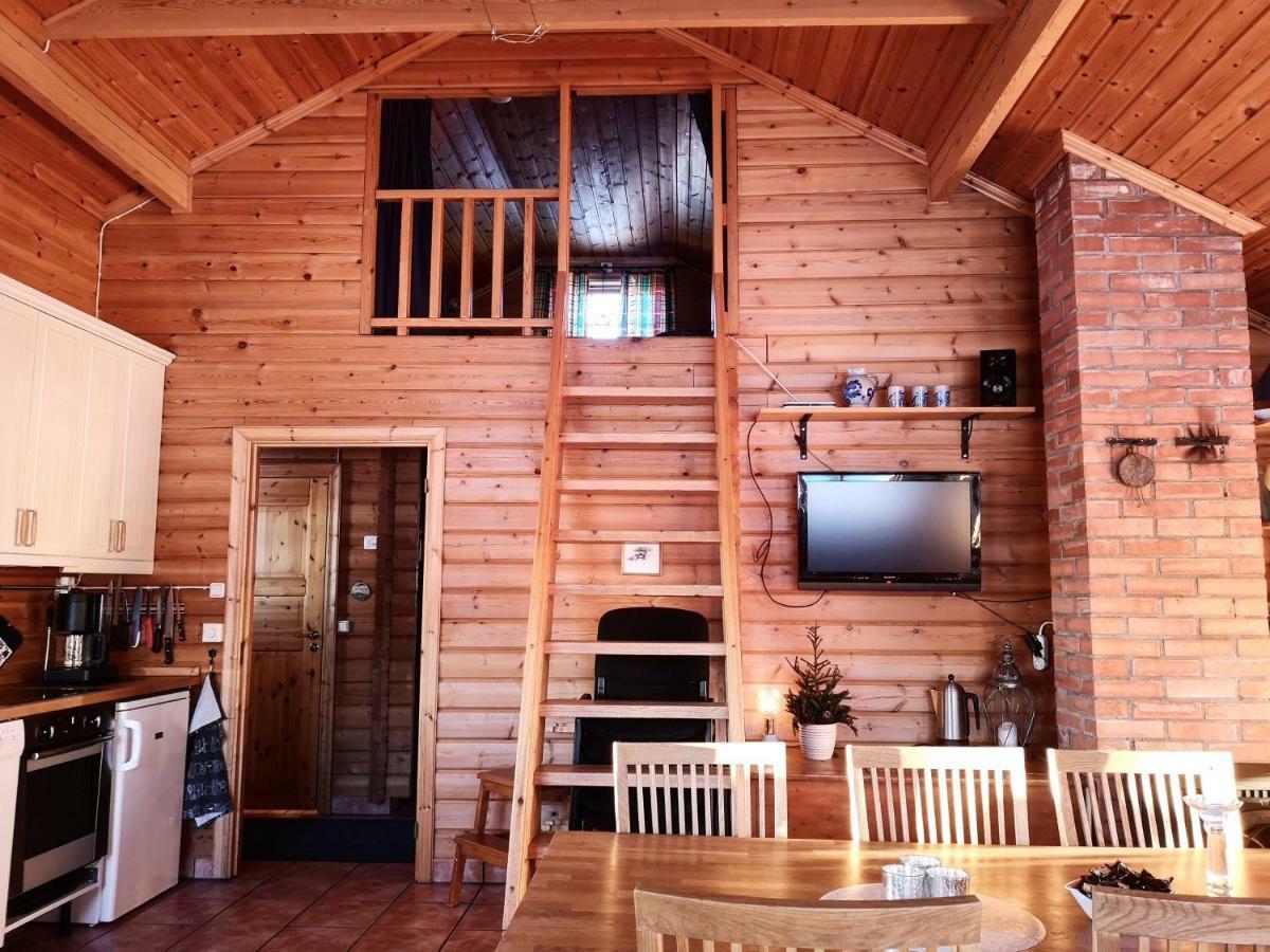 Villa Skatauddens Lantgard à Älvsbyn Extérieur photo